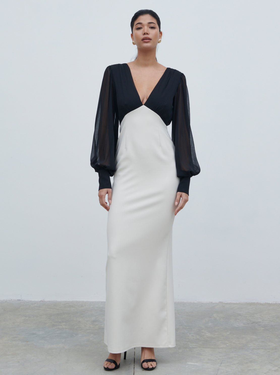 Ayla Contrast Maxi Dress - Black and White