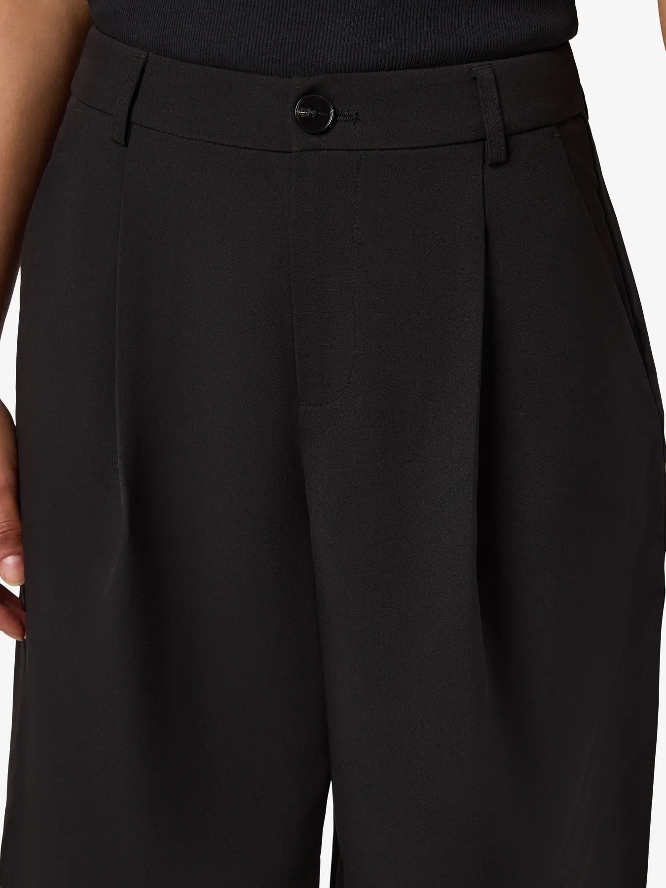 NOISY MAY Tailored Bermuda Jorts